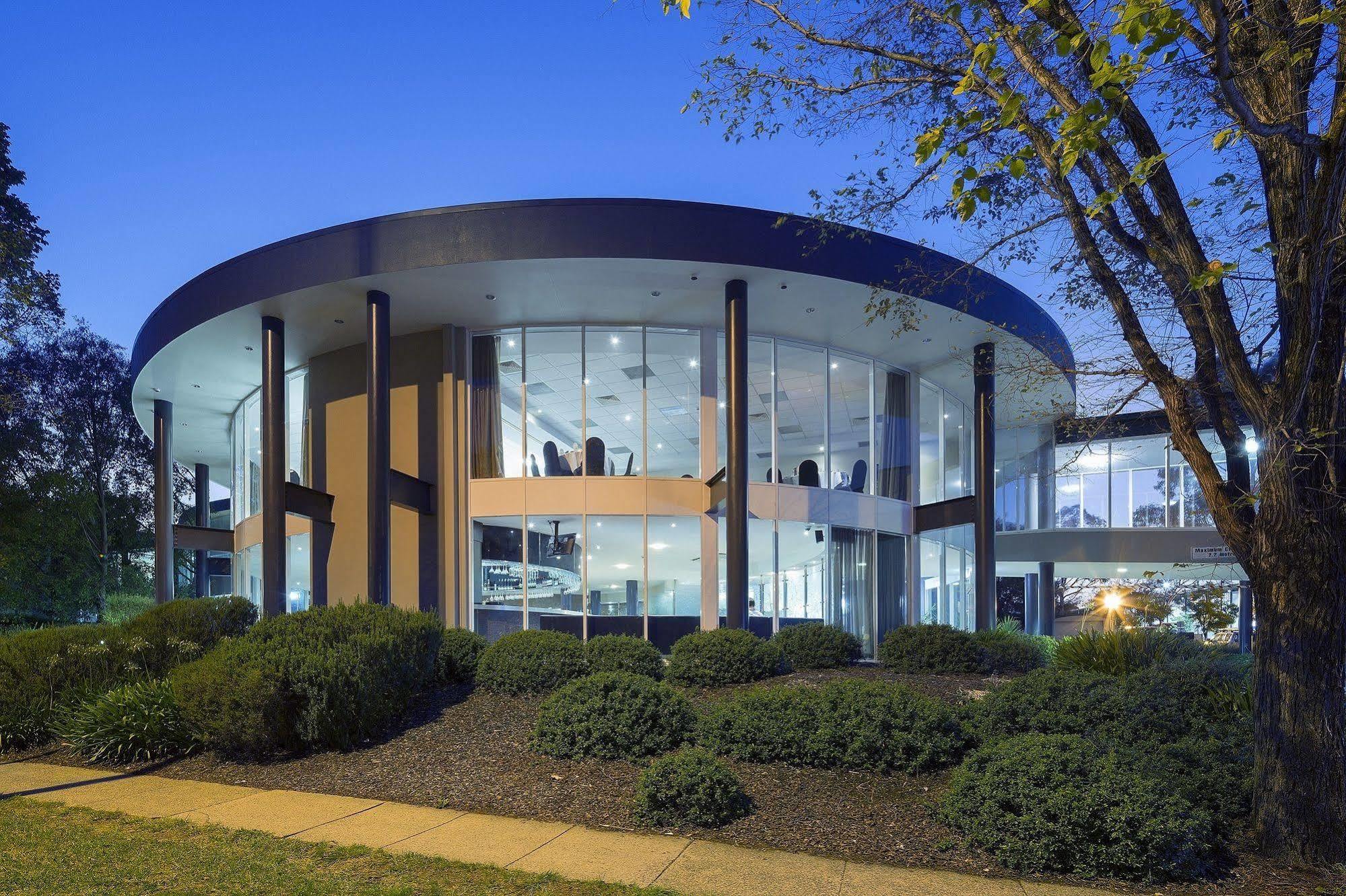 Ramada Encore By Wyndham Belconnen Canberra Exterior foto